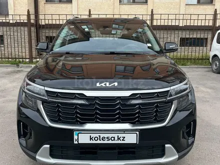 Kia Seltos 2024 года за 9 999 999 тг. в Астана