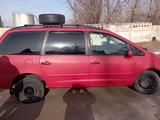 Volkswagen Sharan 1997 годаүшін2 400 000 тг. в Тараз – фото 2