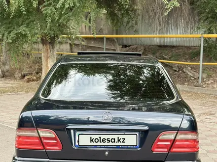 Mercedes-Benz E 280 2000 года за 5 300 000 тг. в Алматы – фото 4