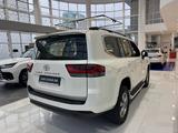 Toyota Land Cruiser Prestige 2025 года за 65 390 000 тг. в Атырау – фото 4