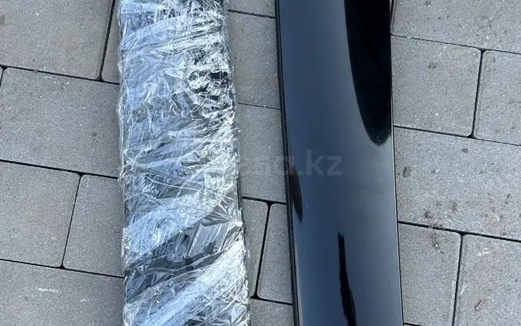 Молдинг или панель лобового стекла за 90 000 тг. в Алматы