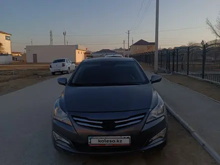 Hyundai Solaris 2016 года за 4 500 000 тг. в Актау – фото 3