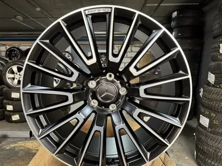 Новые оригинальные диски AMG R22 на Mercedes G Classe W463 Гелендваген за 1 300 000 тг. в Алматы – фото 2