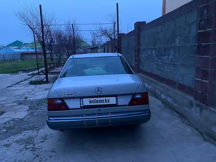 Mercedes-Benz E 230 1989 года за 800 000 тг. в Шымкент – фото 4