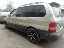 Kia Carnival, 2005
