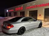 Mercedes-Benz CLK 320 2002 годаfor4 000 000 тг. в Уральск – фото 3