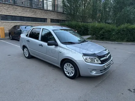 ВАЗ (Lada) Granta 2190 2014 года за 2 150 000 тг. в Астана