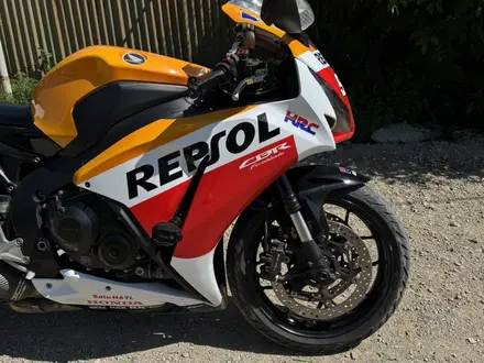 Honda  CBR 1000 RR/RA Fireblade 2014 года за 2 000 000 тг. в Алматы – фото 8