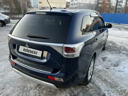 Mitsubishi Outlander 2014 года за 7 500 000 тг. в Петропавловск – фото 10