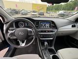 Hyundai Sonata 2019 года за 9 150 000 тг. в Алматы – фото 4