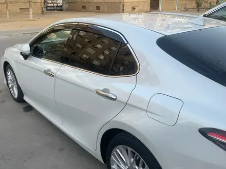 Toyota Camry 2019 года за 18 000 000 тг. в Актау