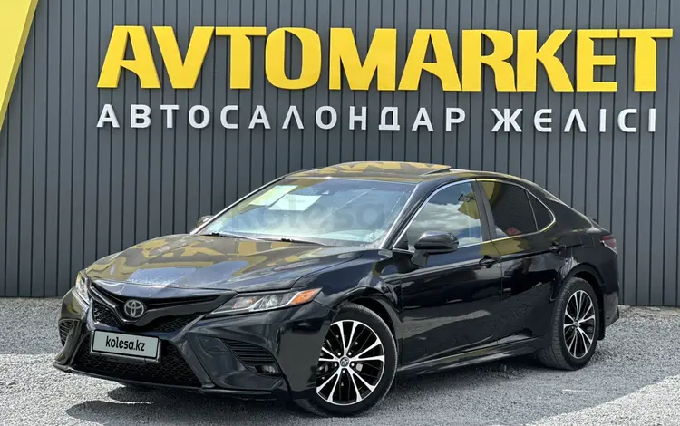 Toyota Camry 2018 года за 11 000 000 тг. в Актобе