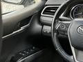 Toyota Camry 2018 года за 11 000 000 тг. в Актобе – фото 7