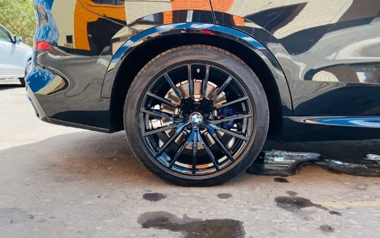На BMW — диски R20 M НА ВСЕ МОДЕ за 400 000 тг. в Алматы