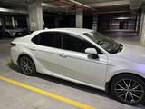 Toyota Camry 2021 года за 14 500 000 тг. в Шымкент – фото 5
