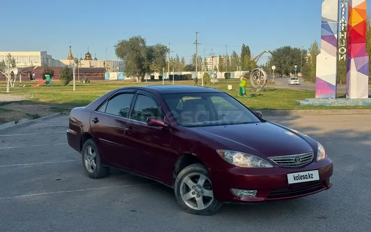 Toyota Camry 2005 года за 3 500 000 тг. в Актобе