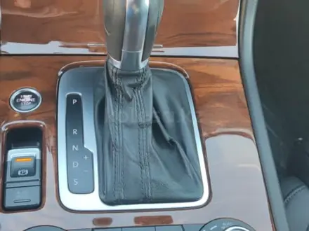 Volkswagen Touareg 2010 года за 12 500 000 тг. в Астана – фото 3