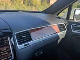 Volkswagen Touareg 2010 года за 12 500 000 тг. в Астана – фото 4