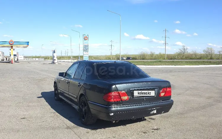 Mercedes-Benz E 280 1996 года за 2 000 000 тг. в Актобе