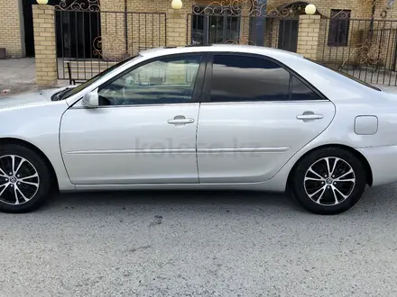Toyota Camry 2003 года за 6 500 000 тг. в Актобе – фото 14