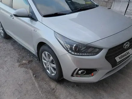 Hyundai Accent 2018 года за 6 600 000 тг. в Экибастуз – фото 6
