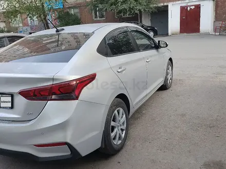 Hyundai Accent 2018 года за 6 600 000 тг. в Экибастуз – фото 3