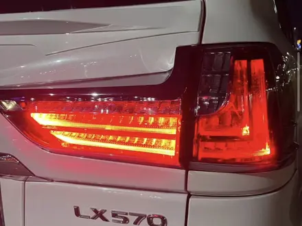 Lexus LX 570 2015 года за 28 900 000 тг. в Астана – фото 5