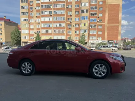 Toyota Camry 2010 года за 4 500 000 тг. в Актобе – фото 2