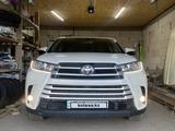 Toyota Highlander 2014 года за 15 000 000 тг. в Уральск – фото 3