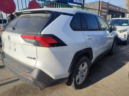 Toyota RAV4 2022 года за 12 950 000 тг. в Алматы – фото 6