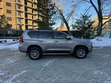 Toyota Land Cruiser Prado 2018 годаfor27 700 000 тг. в Астана – фото 4