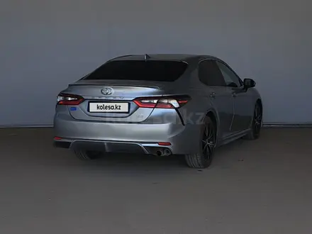 Toyota Camry 2021 года за 14 900 000 тг. в Кызылорда – фото 8