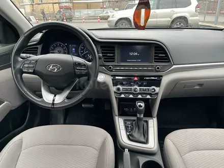 Hyundai Elantra 2019 года за 8 900 000 тг. в Караганда – фото 6