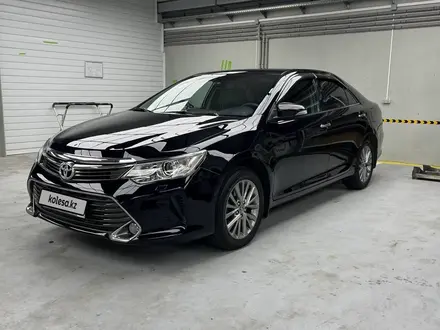 Toyota Camry 2016 года за 12 200 000 тг. в Алматы