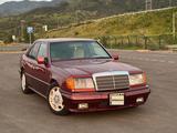 Mercedes-Benz E 260 1992 годаүшін1 200 000 тг. в Алматы
