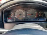 Toyota Avensis 2001 годаүшін2 800 000 тг. в Петропавловск – фото 5