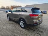 Kia Sorento 2017 года за 5 800 000 тг. в Актобе – фото 4