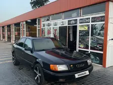 Audi 100, 1992