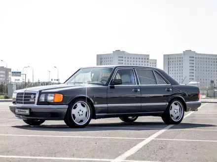 Mercedes-Benz S 560 1990 года за 37 000 000 тг. в Астана – фото 2