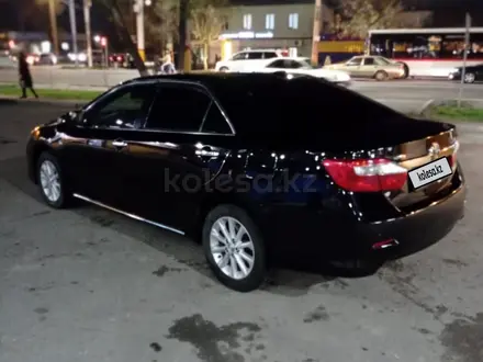 Toyota Camry 2012 года за 7 900 000 тг. в Тараз – фото 2