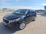 Kia Carnival 2016 года за 11 000 000 тг. в Астана