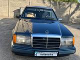 Mercedes-Benz E 260 1991 годаүшін1 900 000 тг. в Усть-Каменогорск