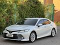 Toyota Camry 2018 года за 14 800 000 тг. в Шымкент