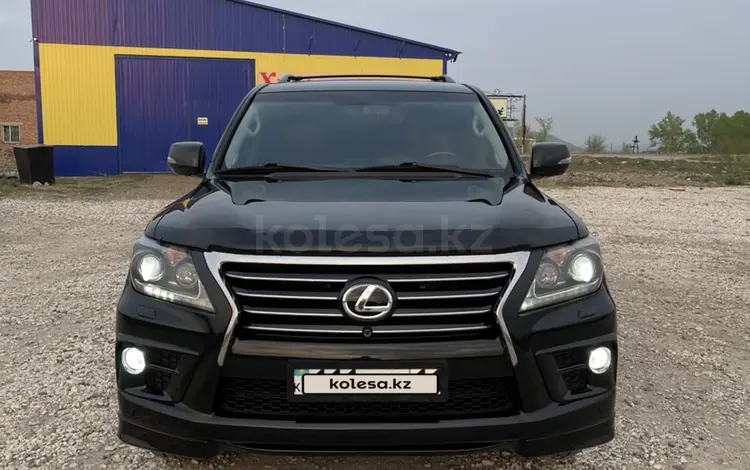 Lexus LX 570 2013 года за 30 000 000 тг. в Усть-Каменогорск