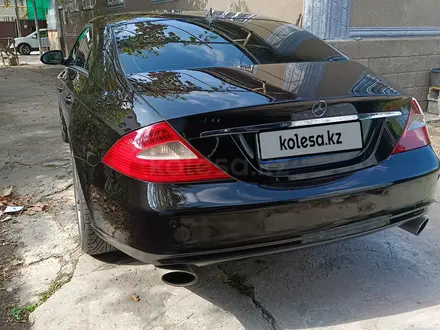 Mercedes-Benz CLS 500 2006 года за 8 000 000 тг. в Астана – фото 12