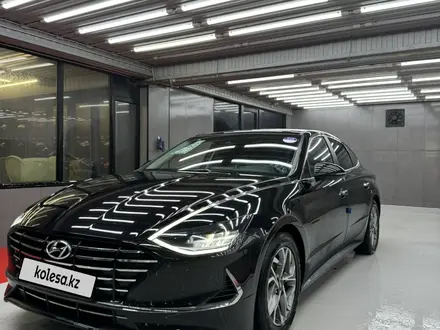 Hyundai Sonata 2019 года за 11 500 000 тг. в Караганда