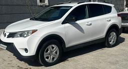 Toyota RAV4 2015 года за 7 200 000 тг. в Жанаозен