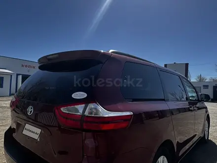 Toyota Sienna 2015 года за 9 300 000 тг. в Актобе – фото 2
