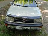 Volkswagen Vento 1993 года за 1 200 000 тг. в Караганда – фото 4