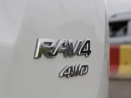 Toyota RAV4 2013 года за 12 500 000 тг. в Алматы – фото 19
